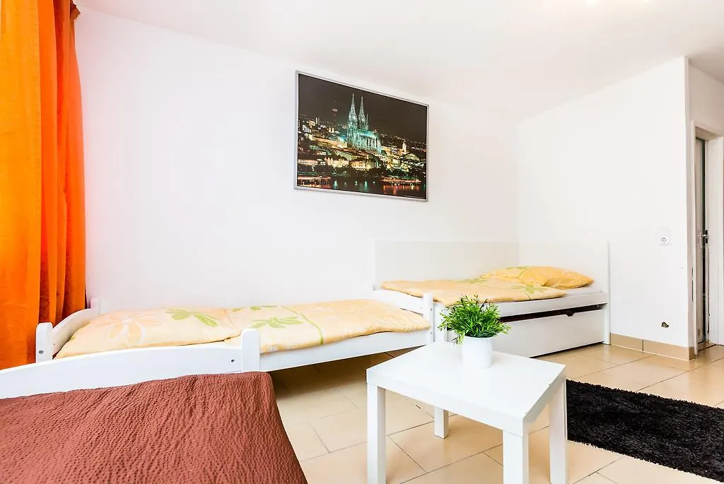 Workers Apartments كولونيا 0*,  ألمانيا